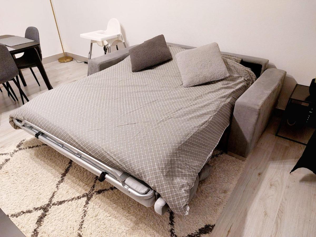 Cosy Home 2, 2 Chambres, 6 Personnes, 3 Min Gare, Parking Cergy Buitenkant foto