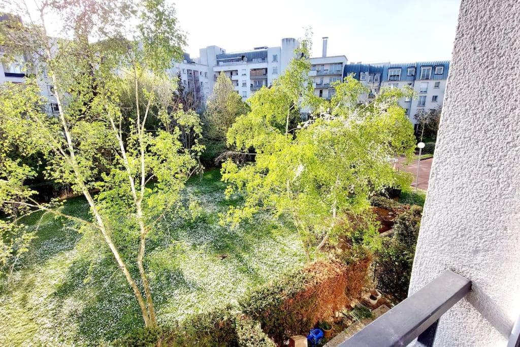 Cosy Home 2, 2 Chambres, 6 Personnes, 3 Min Gare, Parking Cergy Buitenkant foto